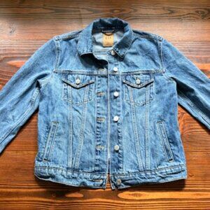 GAP: ICON Denim Jacket (Small/Tall)